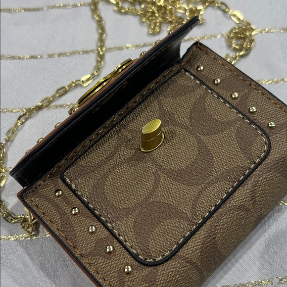 Wallet - Picture 5 of 6